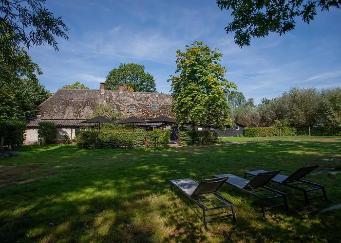 Hof Van Vijfeijken Couette-café