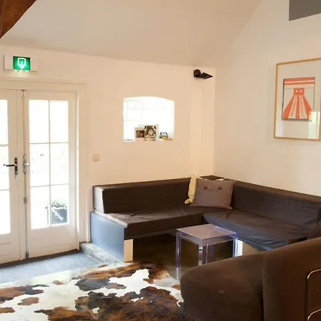 Hof Van Vijfeijken 住宿加早餐酒店